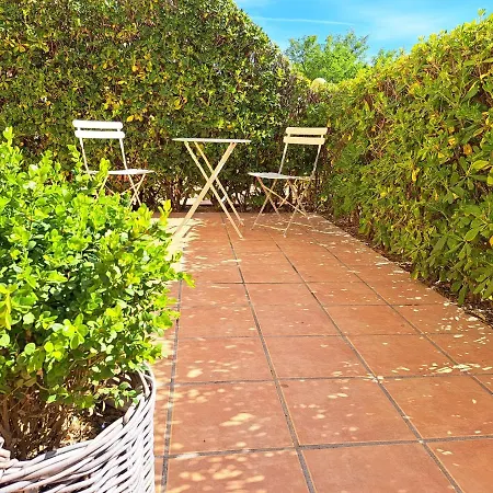 Garden With Pool, Port. Vt-479729a * Javea